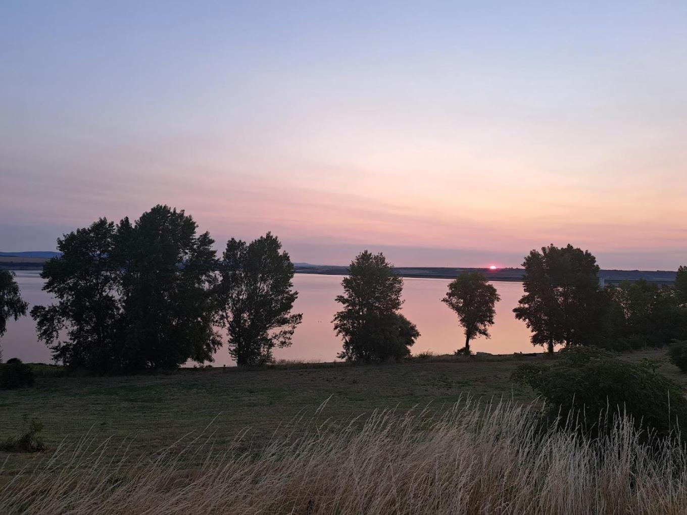 Rybarska Basta Vikletice - Nechranice Villa Kwon Esterno foto