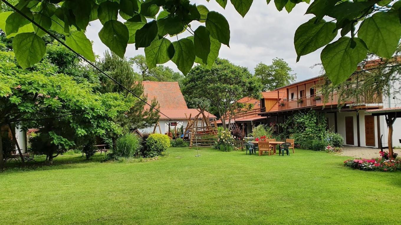 Rybarska Basta Vikletice - Nechranice Villa Kwon Esterno foto